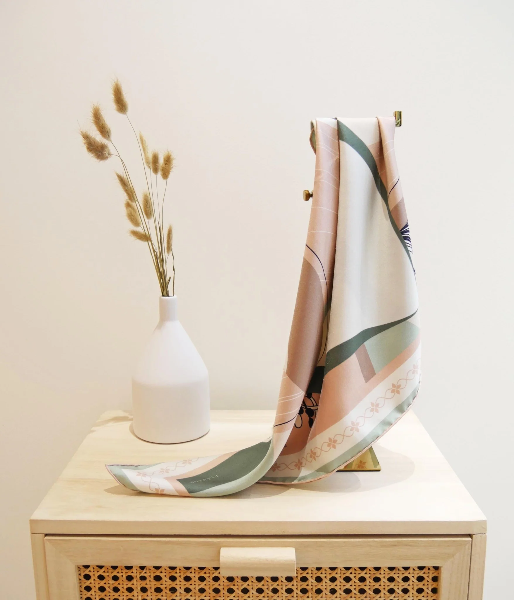 Bloom Carré 65x65cm | Vert Amande - Image 3