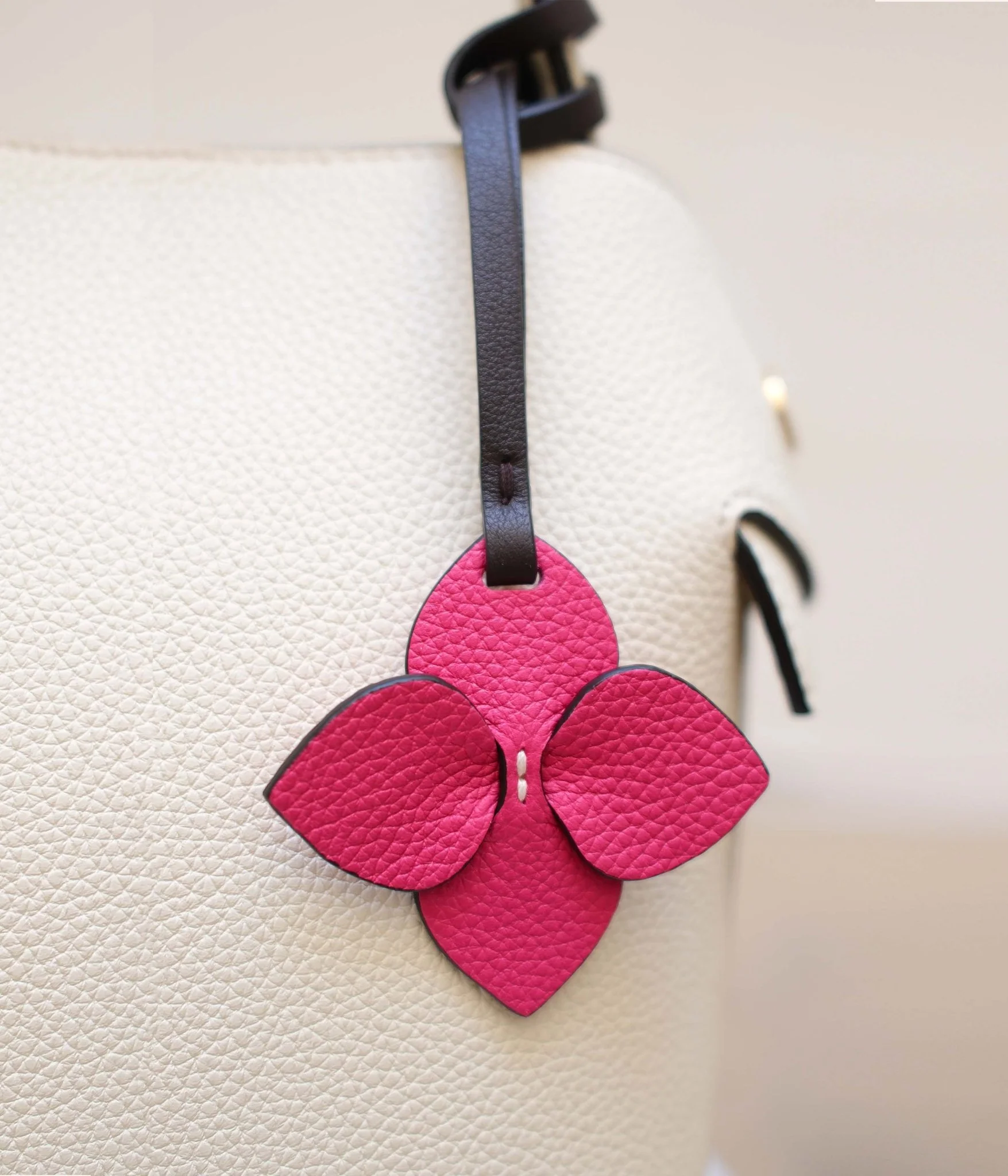 Mini Sia | Fuchsia - Image 2