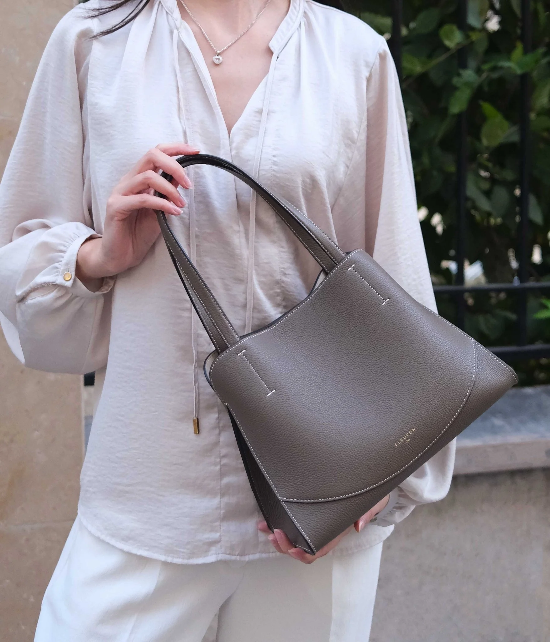 Mini Oak | Taupe - Image 4