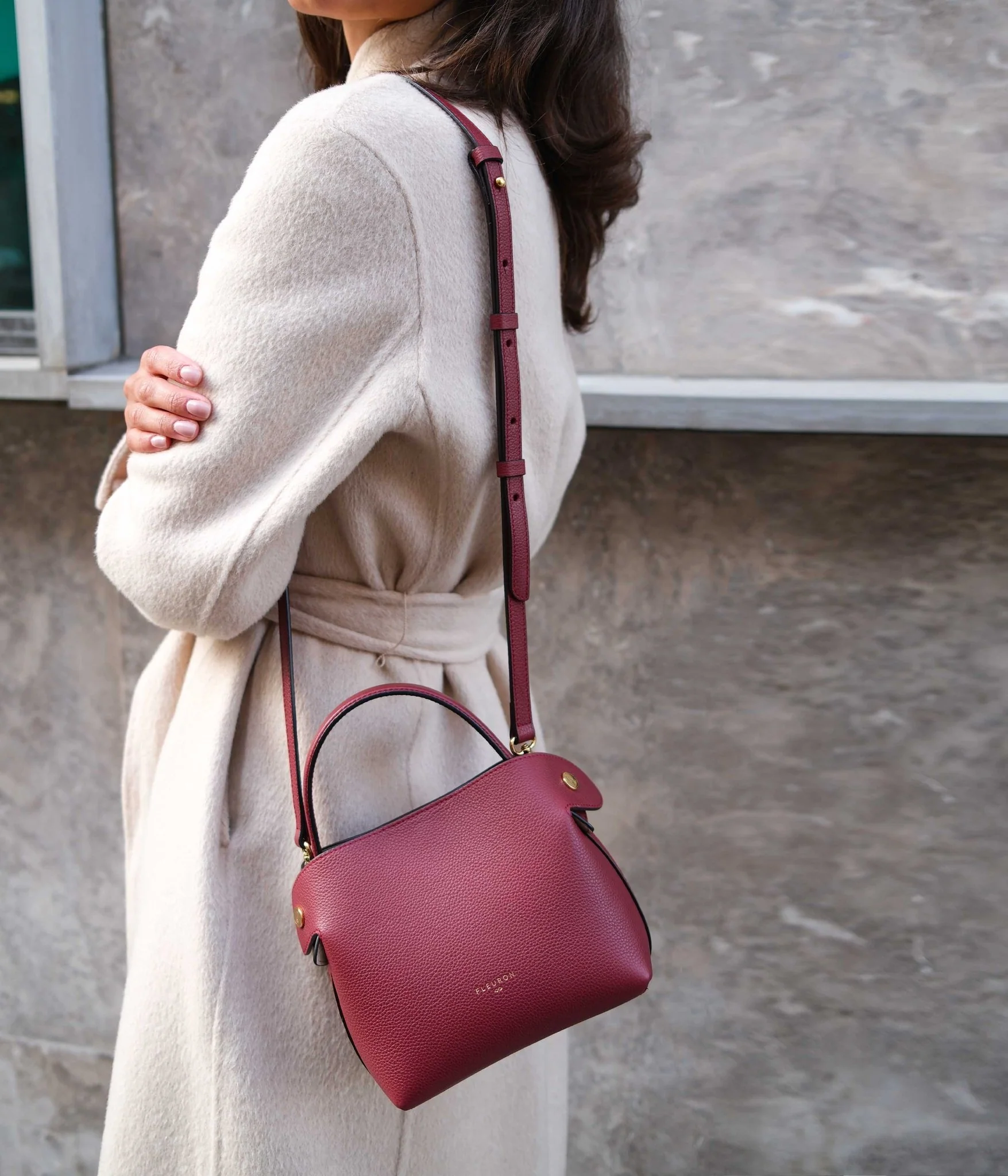 Mini Swann | Bordeaux - Image 3