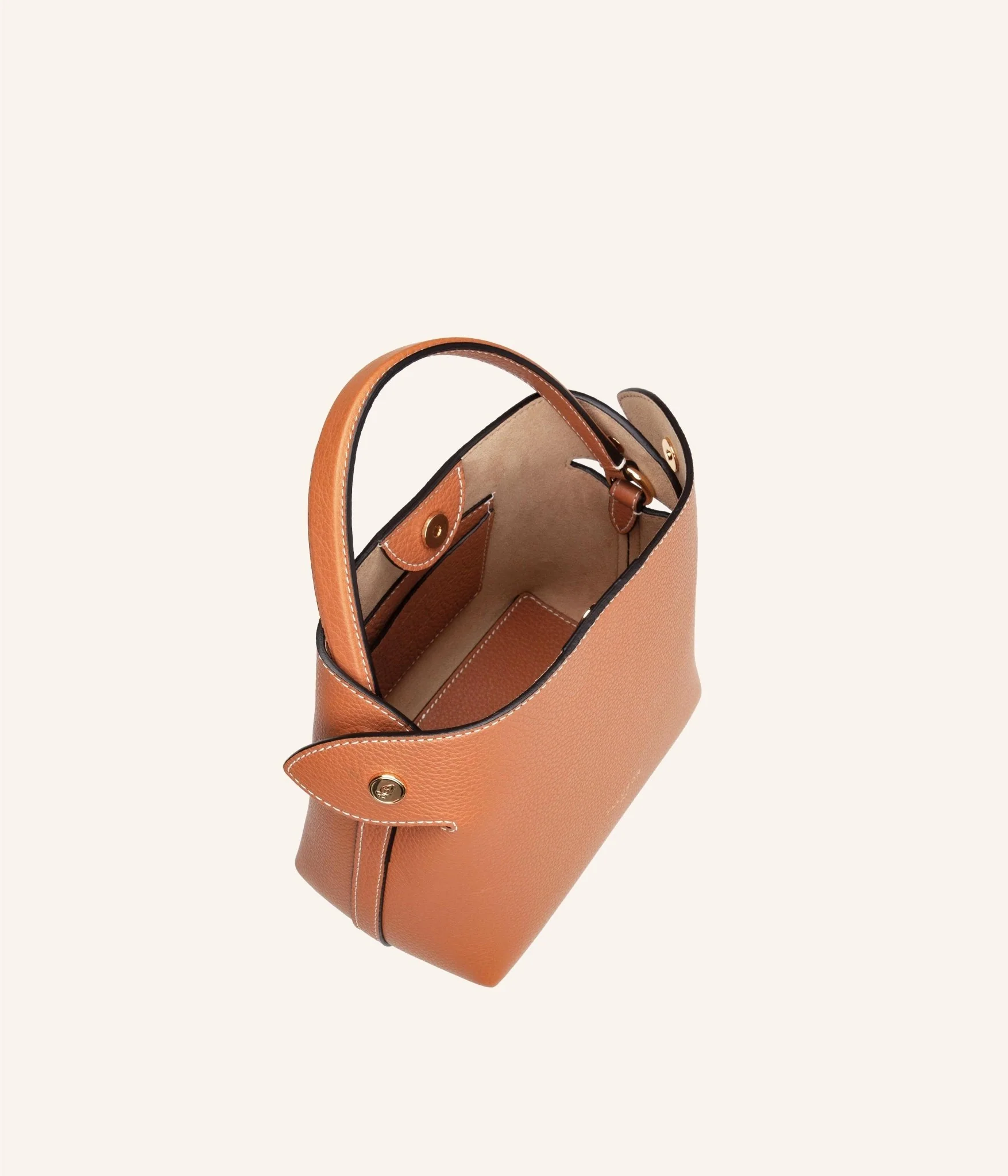 Mini Swann | Caramel - Image 10
