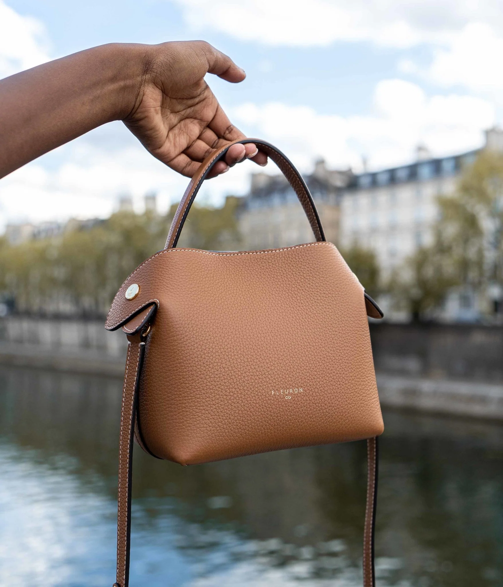 Mini Swann | Caramel - Image 6