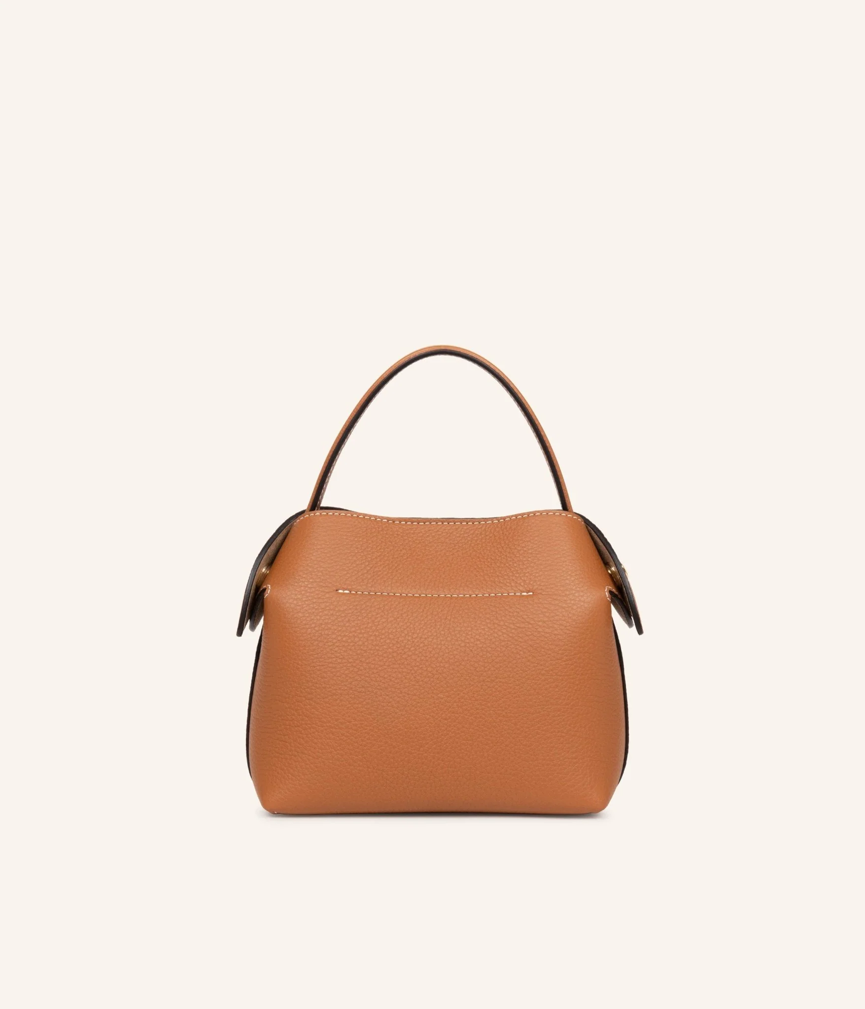 Mini Swann | Caramel - Image 9