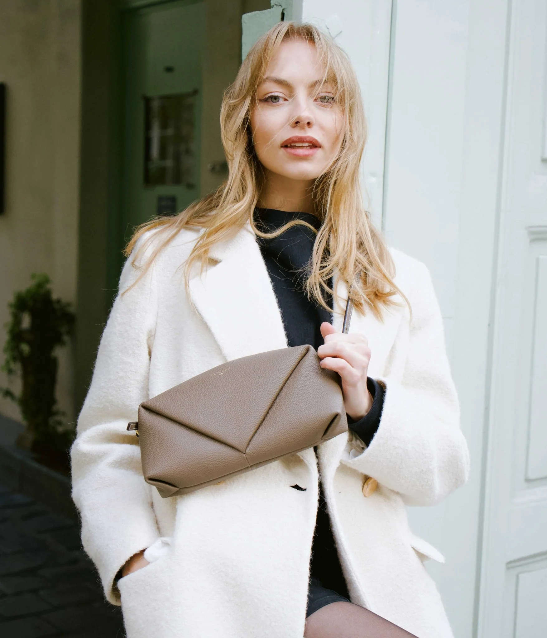 Trinity | Taupe - Image 6
