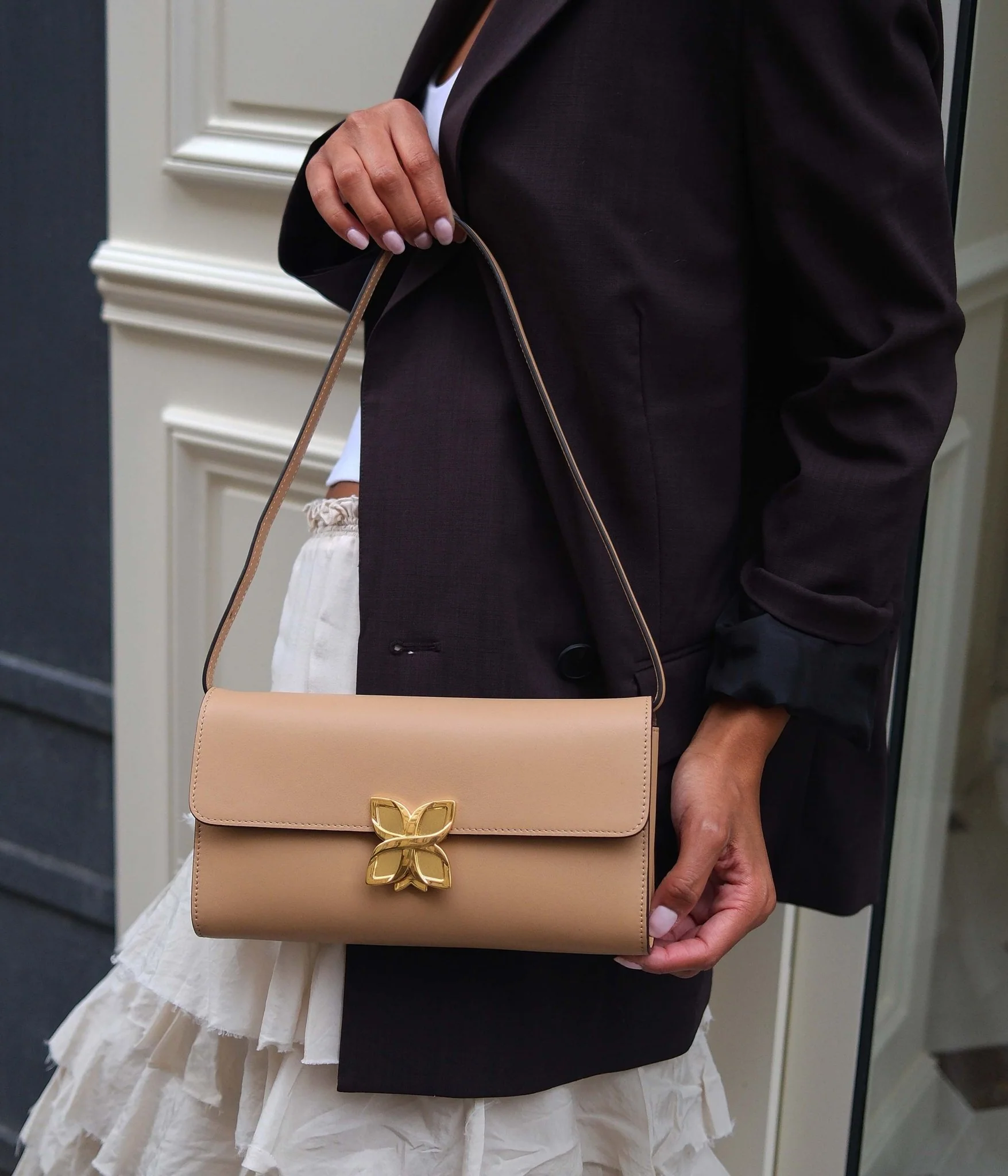 Hortensia Clutch | Cookie - Image 7